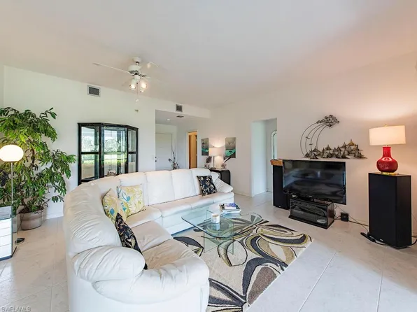 52 Cypress View Dr, Naples, FL 34113