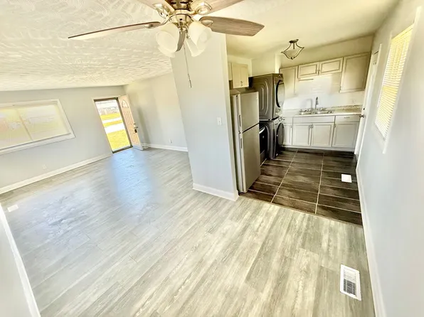 815 Cavalier Blvd, Portsmouth, VA 23701