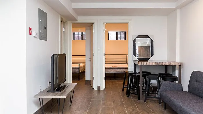 Rented by Nooklyn NYC LLC | media 45