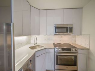 250 W 19th St APT 8H, New York, NY 10011
