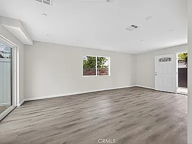 14835 1/2 Nordhoff St — Photo 5