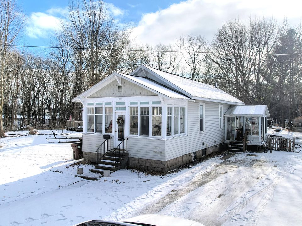 1st image of 1389 W Laketon Ave