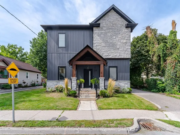 89 Willow St, Caledon, ON L7E 3G3