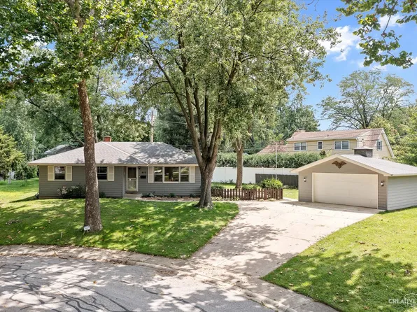 915 Hickory Ln, Naperville, IL 60540