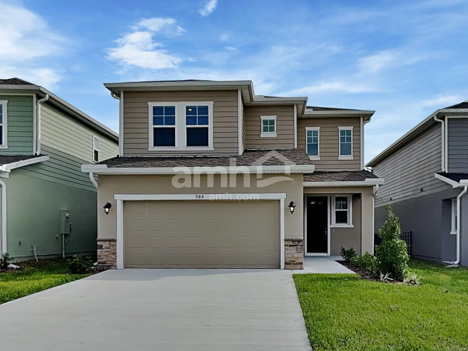 4 bed, 3.0 bath, 2245 sqft, $2,585 — Photo 1