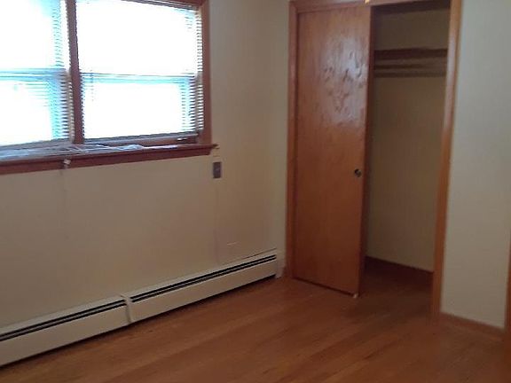 4th image of 1213 N La Grange Rd APT Garden