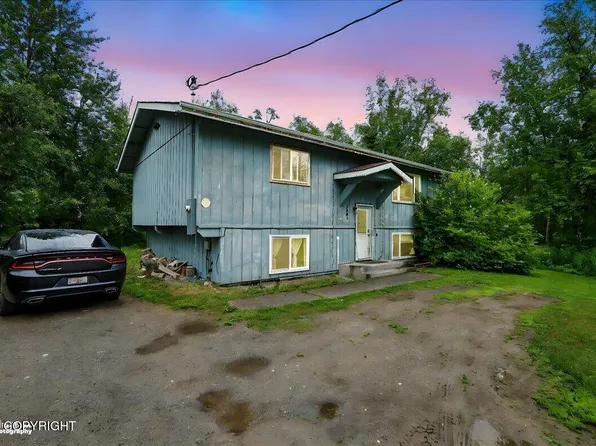 1801 E Dundee Dr, Wasilla, AK 99654