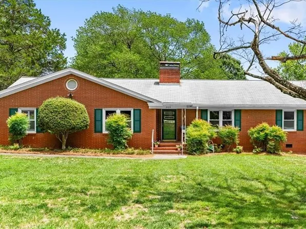 3109 Groometown Rd, Greensboro, NC 27407