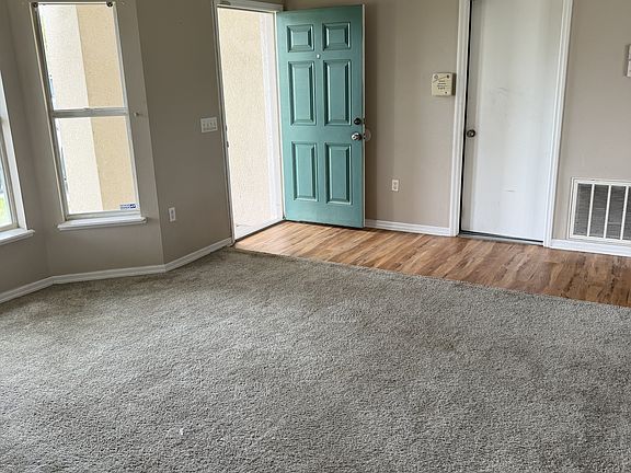 2nd image of 255 Lobelia Dr