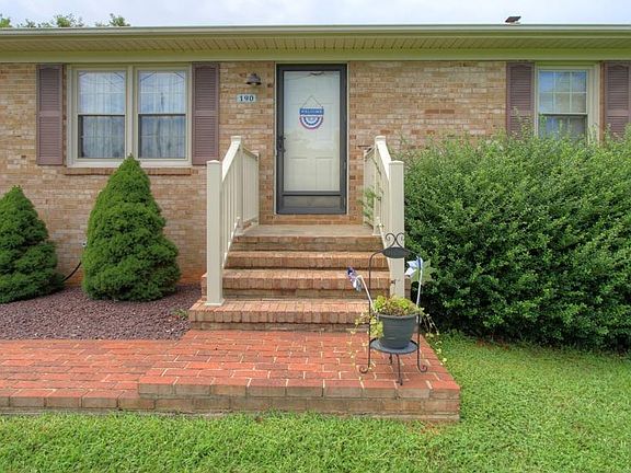 5th image of 190 Deerfield Dr