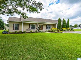 125 McDade Cir, Toney, AL 35773
