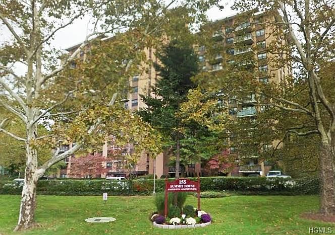 1st image of 155 Ferris Ave APT 8I