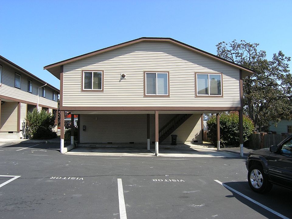 1st image of 1051 SE 8th Ave Building C