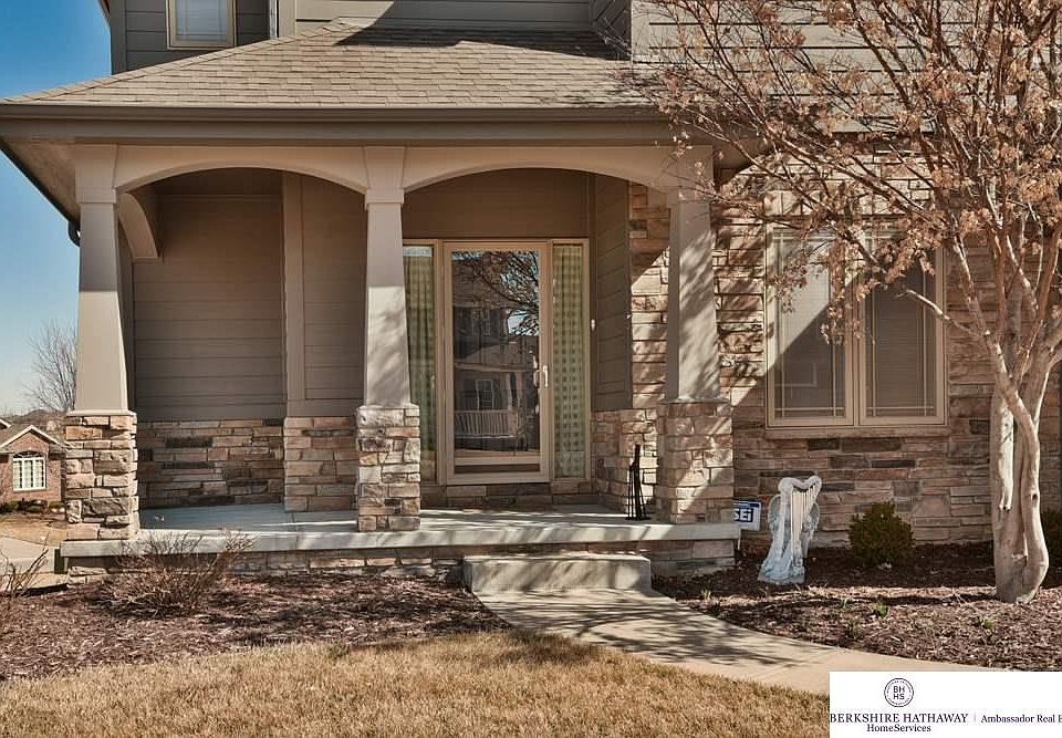 2121 Broadwater Dr, Papillion, NE 68046 Zillow