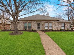 6400 Bradley Ln, Plano, TX 75023