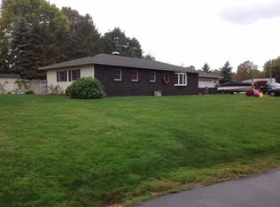 41 Ridgeway Sites Ave, Oswego, NY 13126