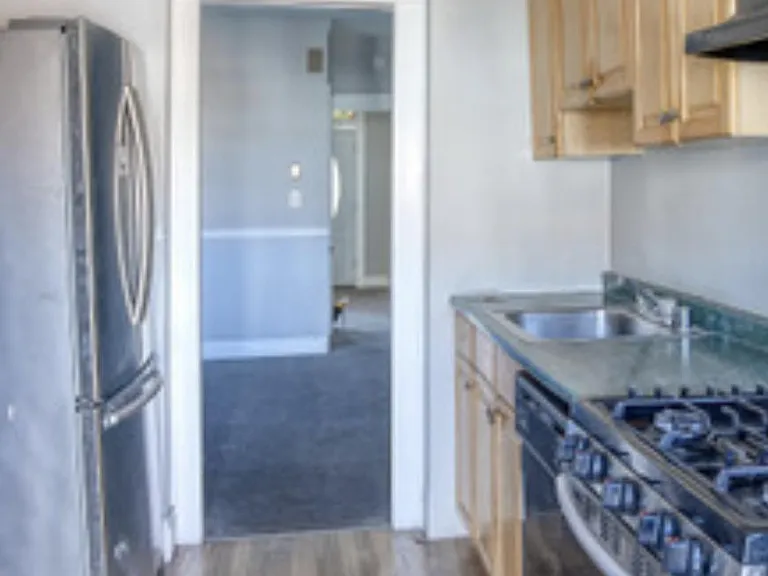 403 Drew St — Photo 11