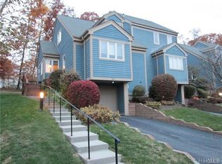 5201 Manor Dr, Peekskill, NY 10566