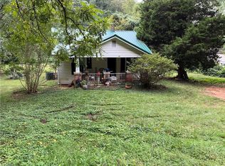 2204 Willard Rd, Winston Salem, NC 27107
