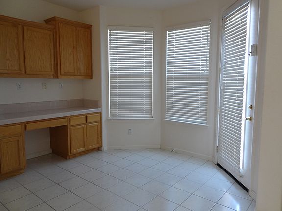 Breakfast nook with desk