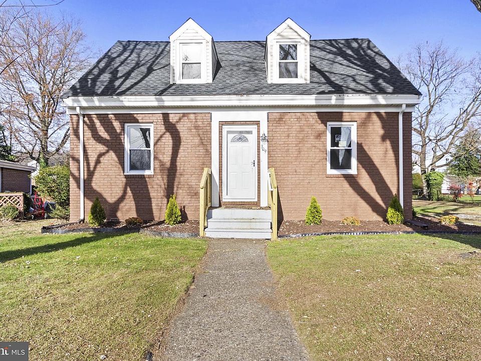 1st image of 309 Washington Dr