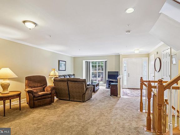 3rd image of 15129 Deer Valley Ter