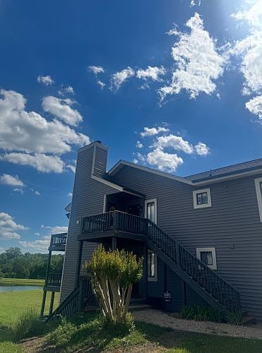 1st image of 2321 Deer Run