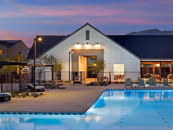 35174 Blossom Pl, Fallbrook, CA 92028