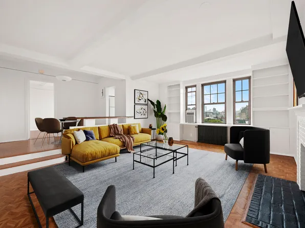 299 West 12th Street image 1 of 12