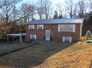 990 Choctaw Dr, Chuckey, TN 37641