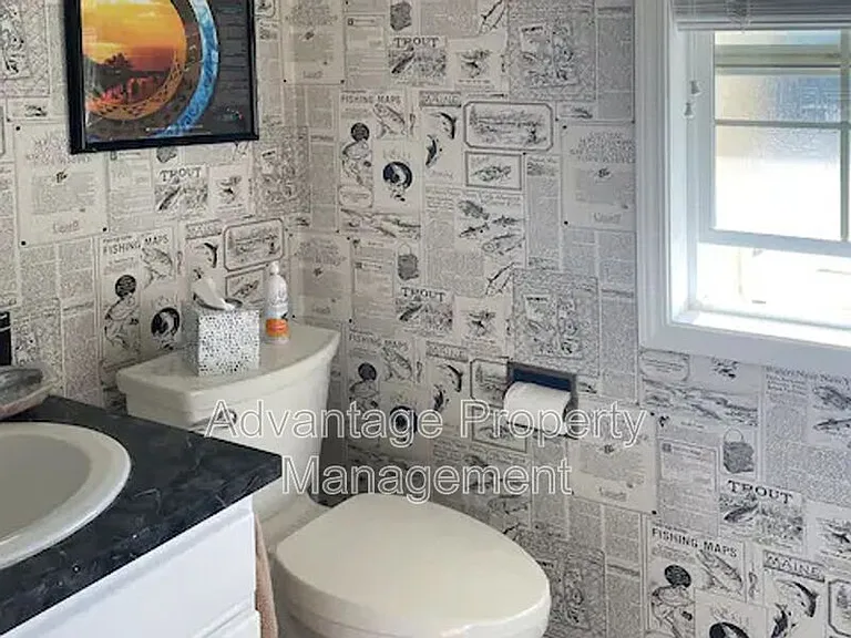 1622 SW Country Club Pl — Photo 10