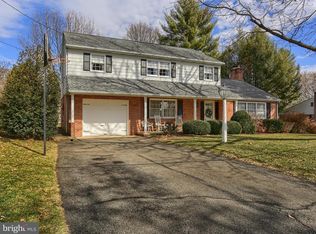 1705 Valley Forge Rd, Lancaster, PA 17603
