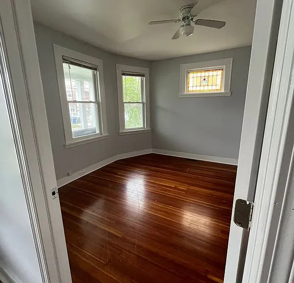 415 Willow St — Photo 12