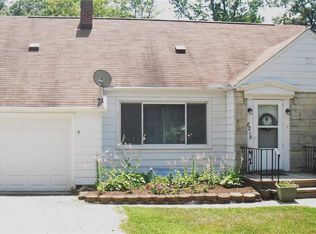 8219 E Wesley Ln, North Webster, IN 46555