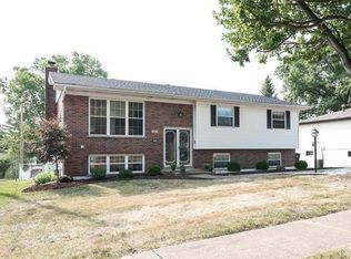 5218 Camelot Estates Dr, Saint Louis, MO