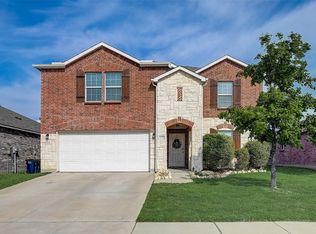 5832 Mirror Ridge Dr, Fort Worth, TX 76179