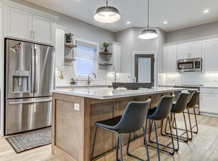 5418 Verdant Ln, Springfield, IL 62711