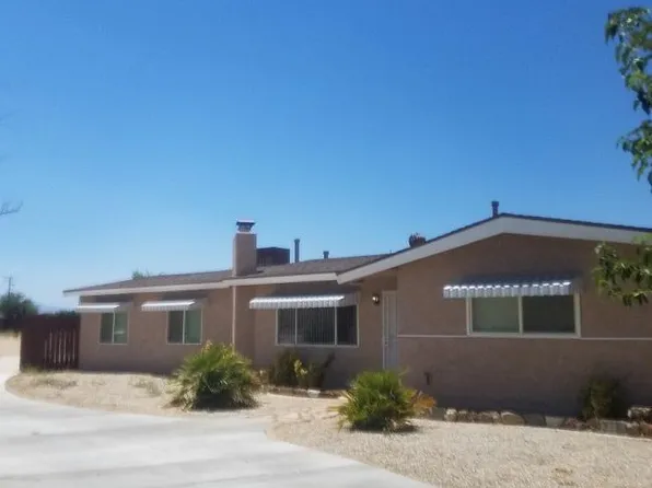 10516 3rd St, Hesperia, CA 92345