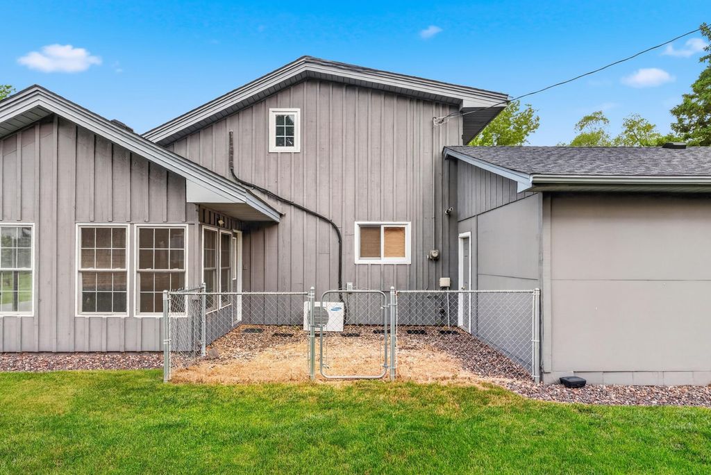 50400 Bayside Ave, Rush city, MN - View 4