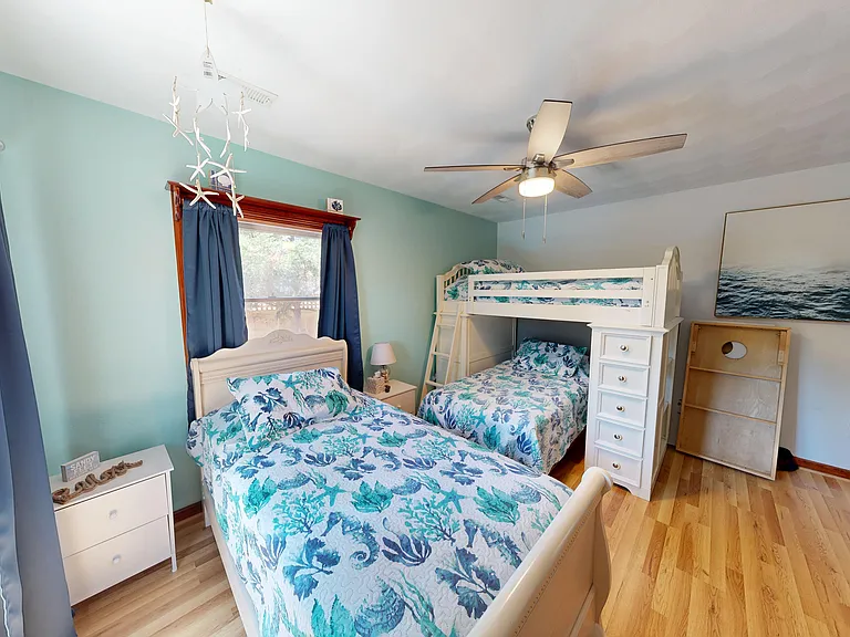 701 Teakwood Ln — Photo 24