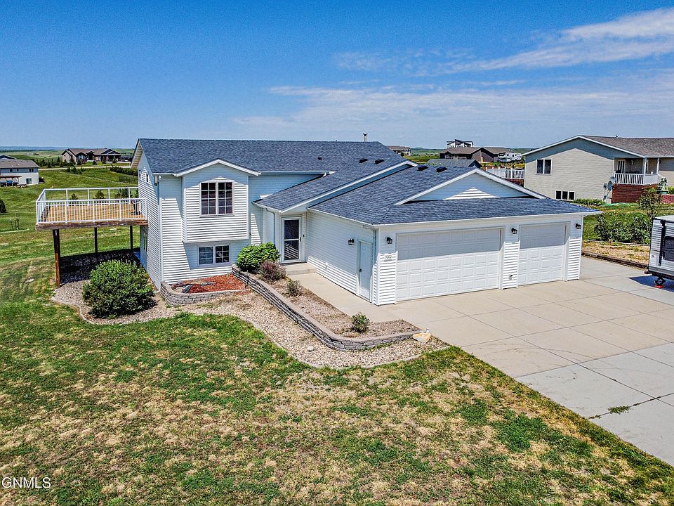 9000 Sage Dr, Bismarck, ND 58503 Zillow