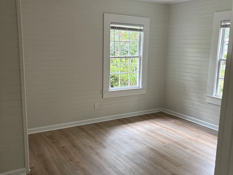 510 Alexander St — Photo 6