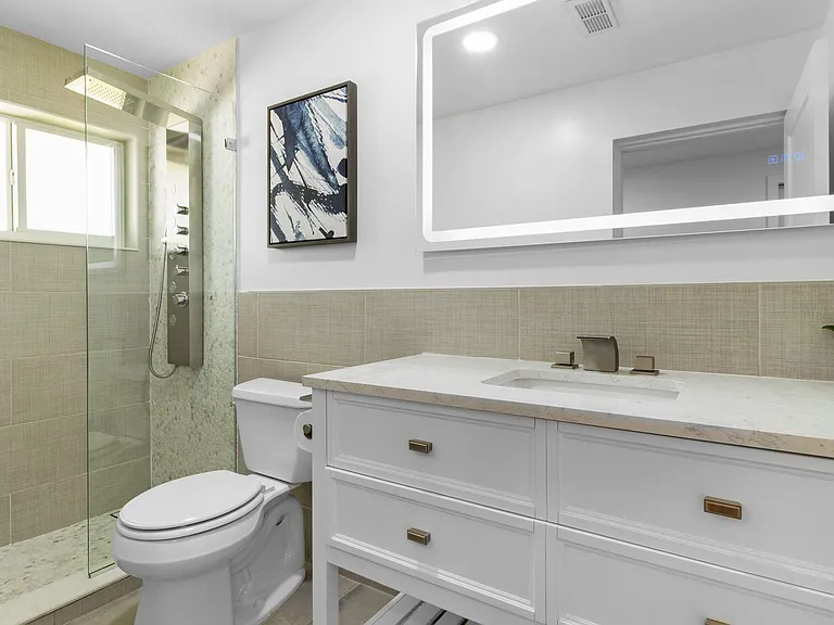 2862 NE 35th Ct — Photo 21