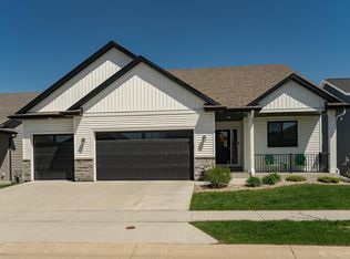 1639 Hadley Creek Dr NE, Rochester, MN 55906