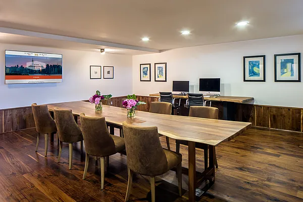 Rented by Domain Companies | media 24