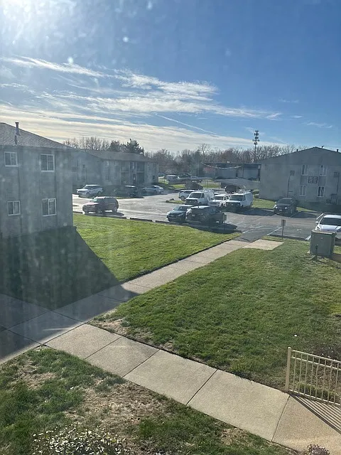 1 bed, 650 sqft, $1,200 — Photo 3