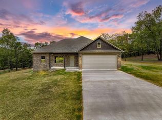 212 Blackjack Rd, Greenbrier, AR 72058