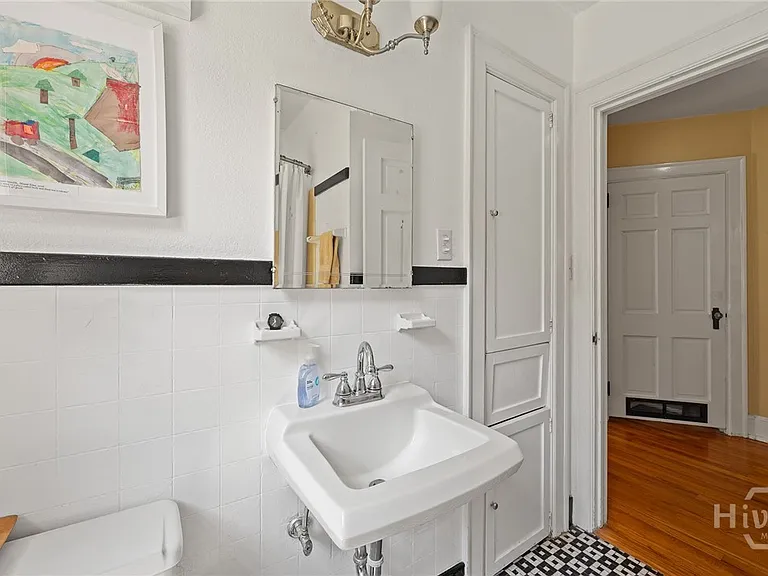 321 Milledge Hts — Photo 6