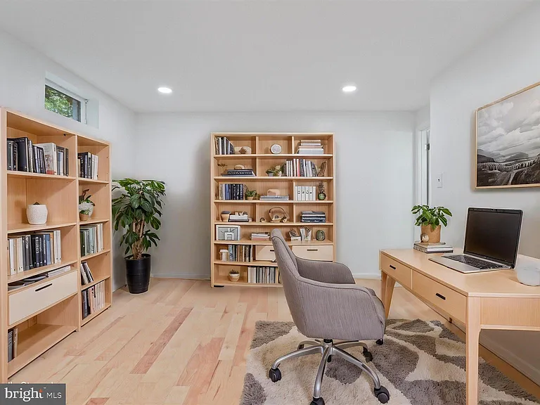 8463 Monarch Ct — Photo 44