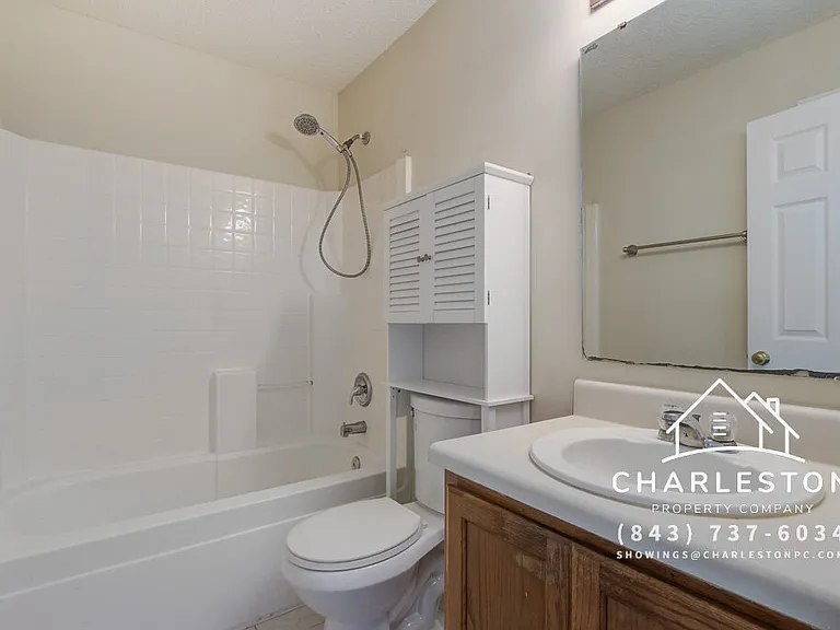 454 Hainsworth Dr — Photo 1